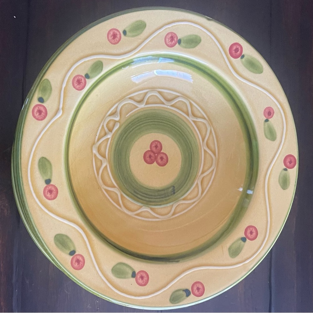 THE CELLER Decorative Yellow and Green Ceramic Plates-14 pieces